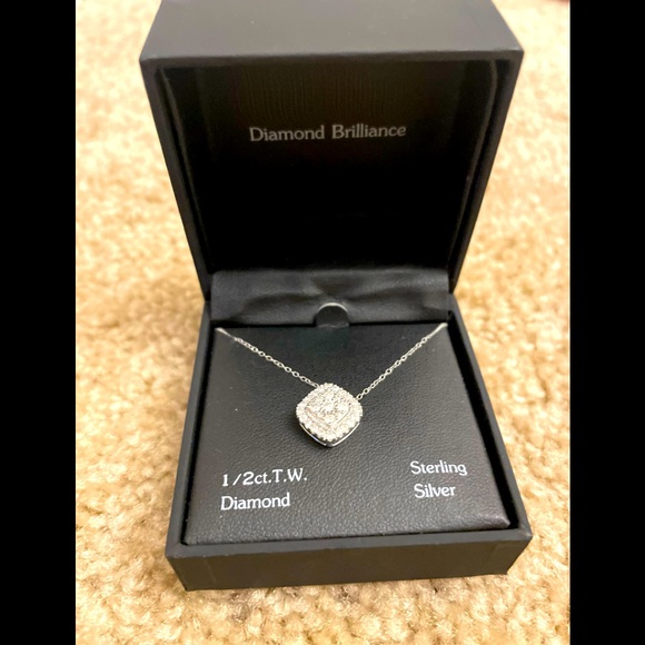Diamond Brilliance 1/2ct.T.W. Diamond silver Necklace - Picture 1 of 4